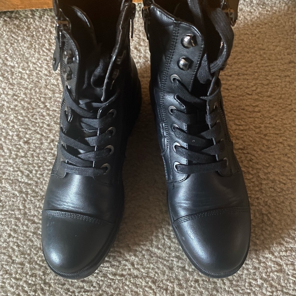 Nine West black boots